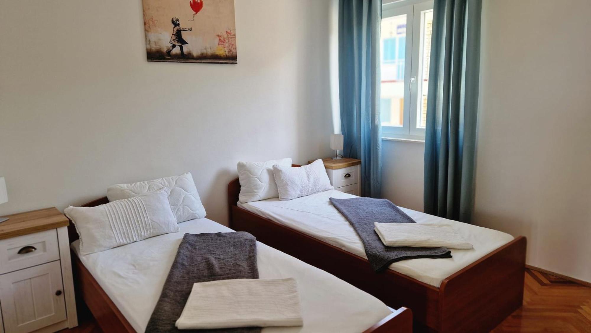 Apartments Mediteraneo Zaboric Ngoại thất bức ảnh