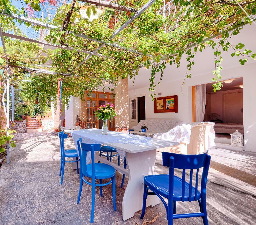 Apartments Mediteraneo Zaboric Ngoại thất bức ảnh